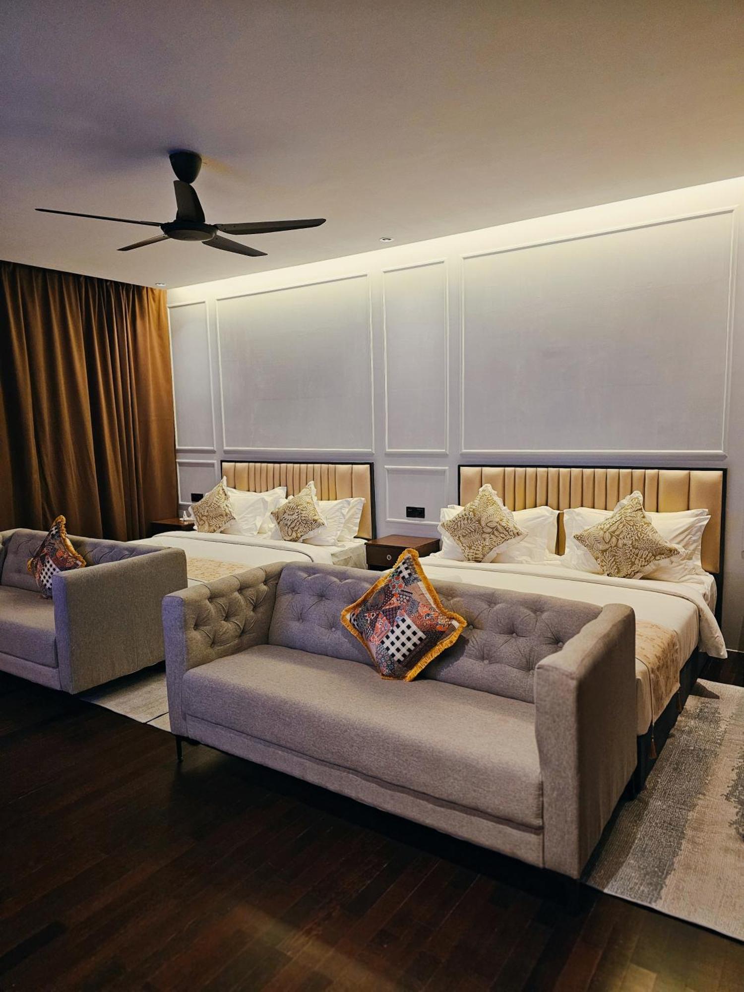 The Palm Suite At Lava Mansion George Town Exterior photo